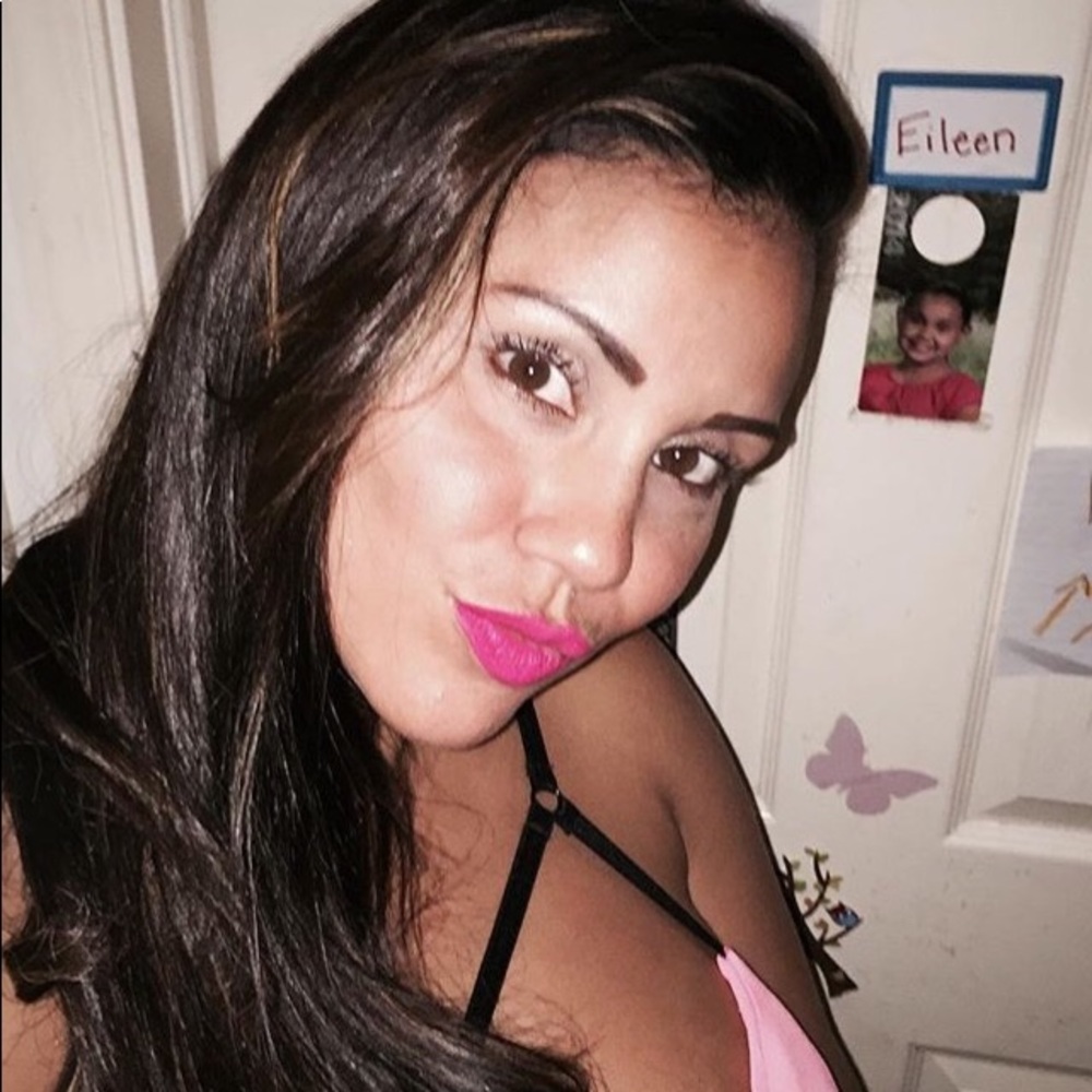 Meet your Posher, Eileen